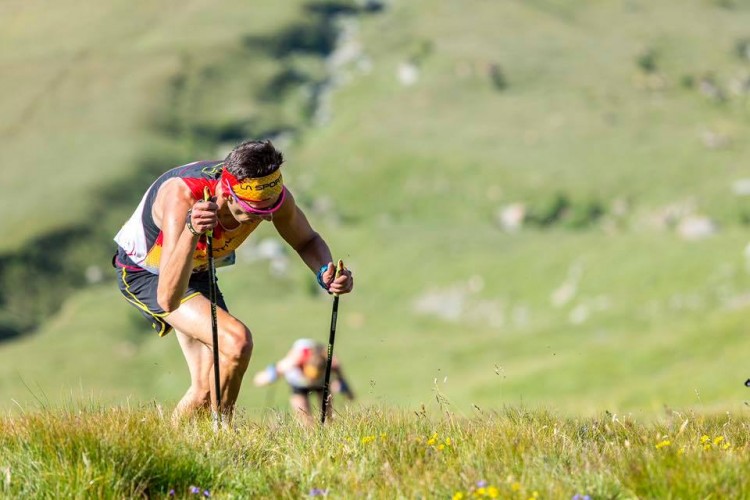 Red Bull K3 : le triple kilomètre vertical !